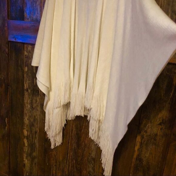 Accessory Street OS Beige BOHO Poncho Vibe Fringe Oversized 42” Scarf Wrap - Picture 8 of 8
